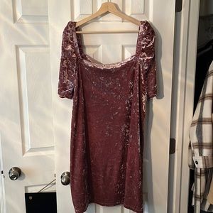 Reitmans crushed velvet dress